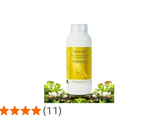 Bouteille de Vegetol, un olio vegetale bianco pour renforcer les défenses des plantes.